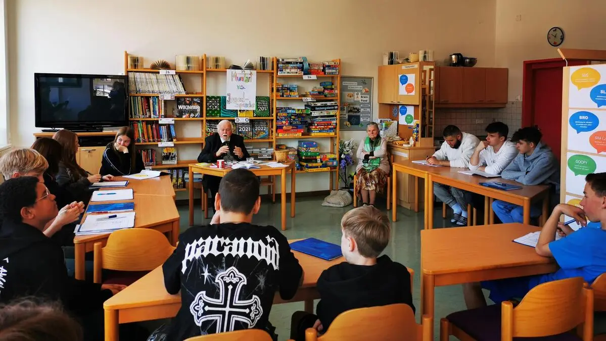 Kinder in einer österreichischen Mittelschule | Ein besserer Unterricht ist leichter versprochen als umgesetzt.