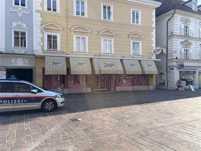 Mittlerweile ist die Polizei vor Ort
