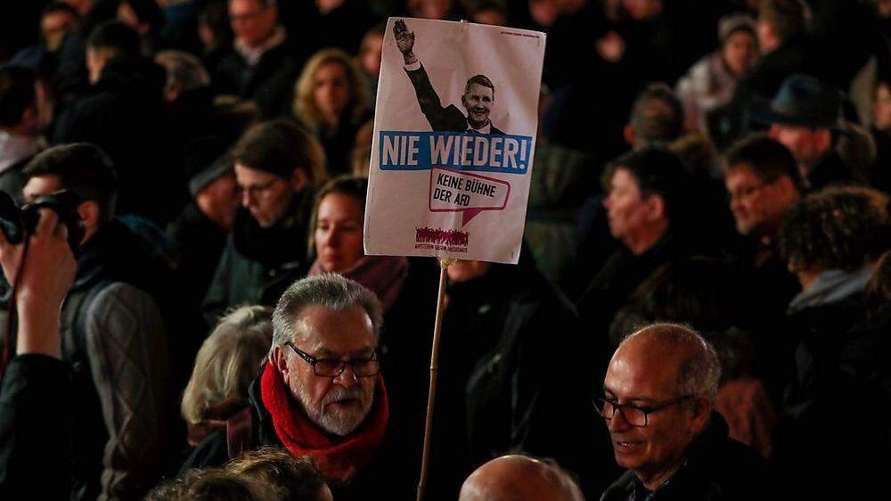 Proteste nach Hanau gegen die AfD