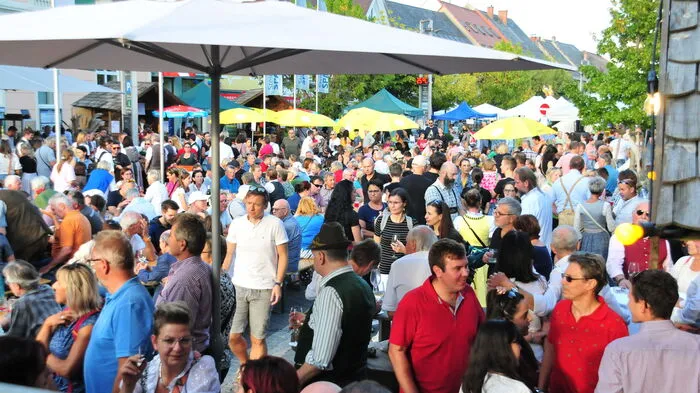 Das Genussfest am Leibnitzer Hauptplatz bildete am vergangenen Samstag und Sonntag die perfekte Bühne für den Abschluss der großen Herbst- und Erntedankfeste in der Südsteiermark.