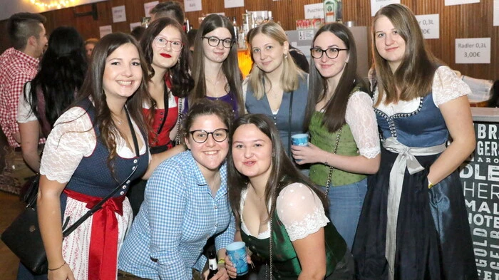 Bereits seit Jahrzehnten lädt in Brückl im unteren Görtschitztal die örtliche Landjugend (LJ) einen Tag nach dem Heiligen Abend zum Ball.   