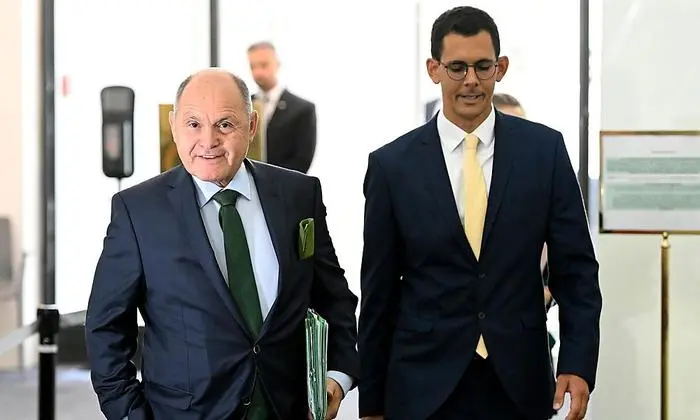 Wolfgang Sobotka auf dem Weg in den Ausschuss