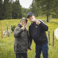 Bekannt aus „Amore unter Palmen“ wagt Manuela mit Bruder Christian den Einzug ins „Forsthaus Rampensau“