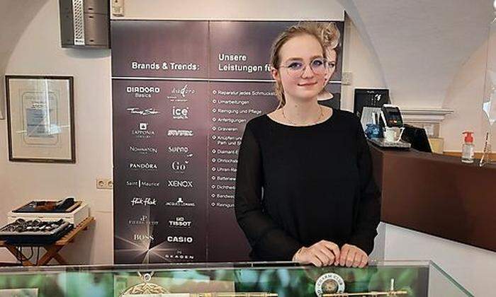 Romana Vobovnik macht eine Doppellehre zur E-Commerce-Kauffrau und Einzelhandelskauffrau