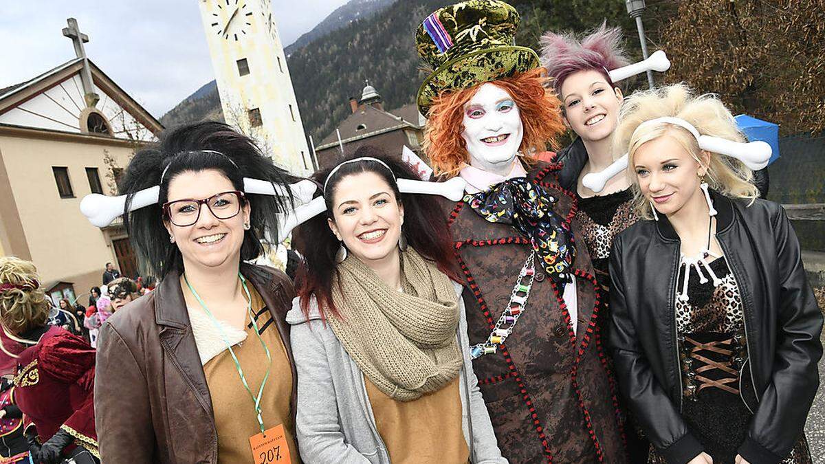 In Oberkärnten waren am Faschingsdienstag, hier in Radenthein,  die Narren los! 