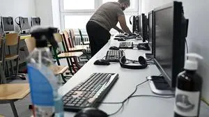 Slowaken sollen möglichst im Homeoffice arbeiten 