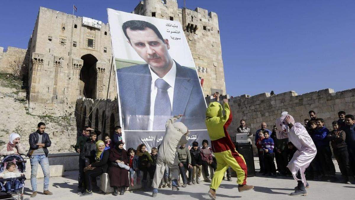 In Aleppo herrscht Assad nun wieder - und macht dies sichtbar