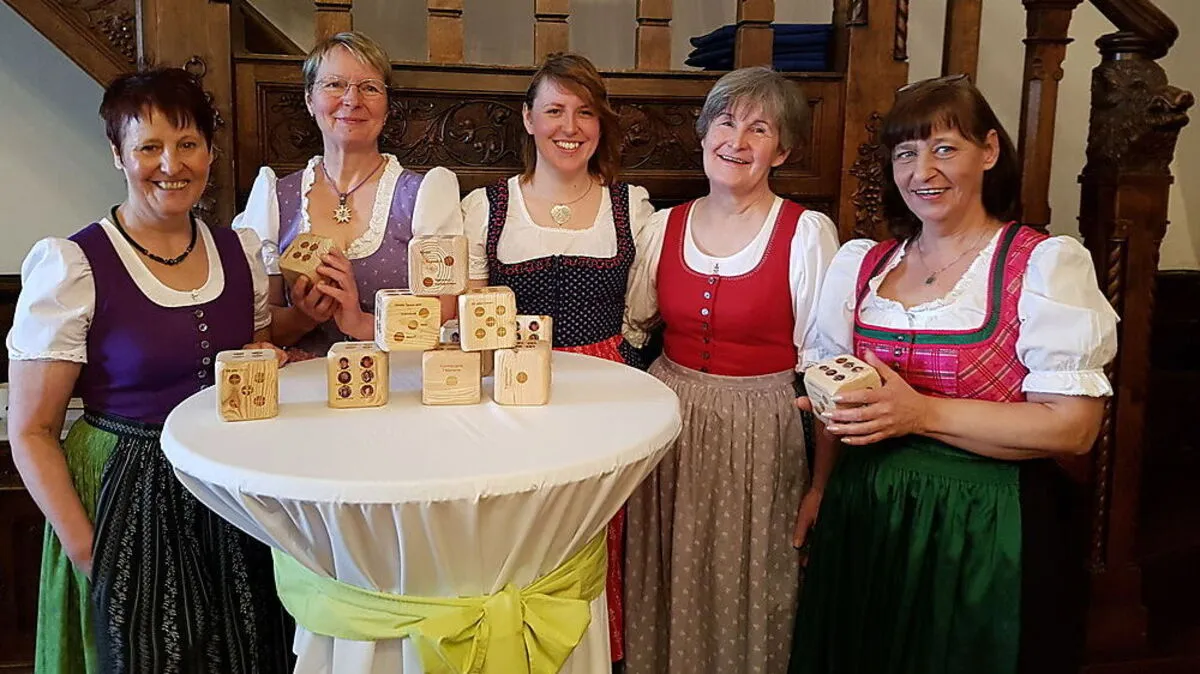 Fünf der sechs „Neuen“: Marianne Reichl, Gudrun Schneider, Elisabeth Schitter, Christine Plank und Gabriela Novak