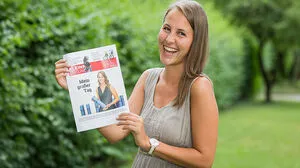 Auch Kleine-Redakteurin Claudia Felsberger hat sich ihre Titelseite heruntergeladen