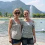 Tamara Treitler und Ronja Edlinger wissen um die meteorologische Berühmtheit von Mooslandl