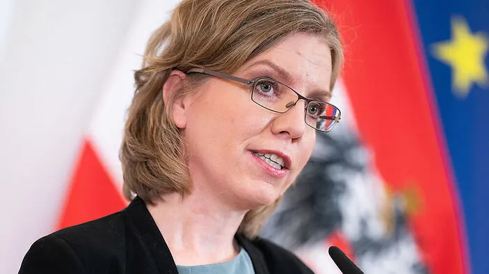 Ministerin Leonore Gewessler 