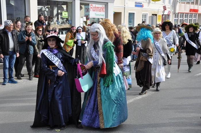 Sieger bei den Gruppen wurden: Erster Platz: Sängerrunde Pöllau-Sportler. Gefolgt von den Line-dance-Missen aus der Region und dem Liederkranz-Wald.