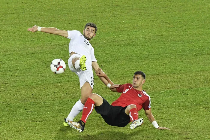 Note 2: Schwach im Spiel nach vorne. Verlorene Kopfballduelle und Mängel im Kampf Mann gegen Mann. Von seiner Bestform ist der Neo-Leicester-Legionär leider noch etwas entfernt.