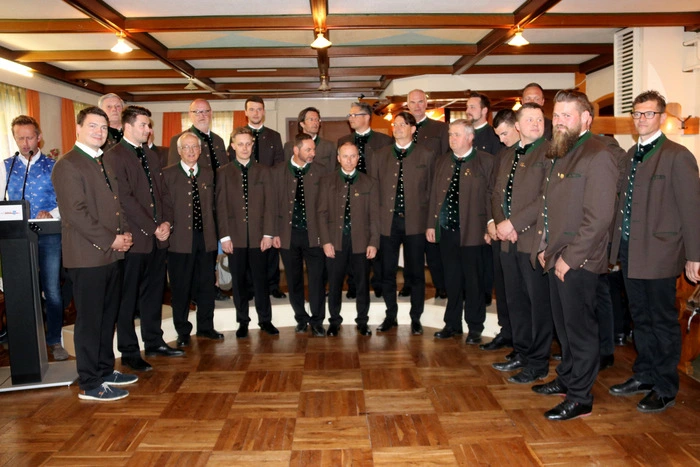 Musikalischer Gast war der Männerchor Petzen-Loibach geleitet von Norbert Haimburger.