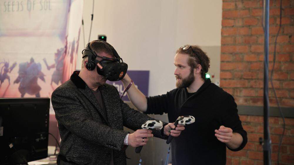 Auch VR-Brillen kann man beim &quot;button Festival&quot; ausprobieren