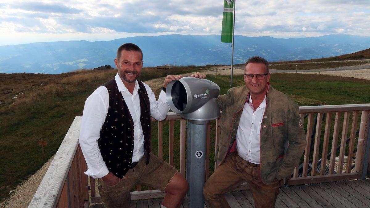 Von links: Gottfried und Mario Kienzer, die neuen Pächter des Koralpenschutzhauses 