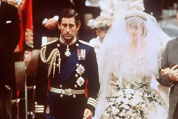 1981. Prinz Charles und Diana Spencer (Mutter von Harry)(Fotoserie: Das Leben von Lady Di, der "Königin der Herzen" in Bildern)