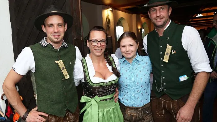 60 Jahre Jagdhornbläsergruppe Feldkirchen, Jubiläumsfest auf Schloss Gradisch in Radweg