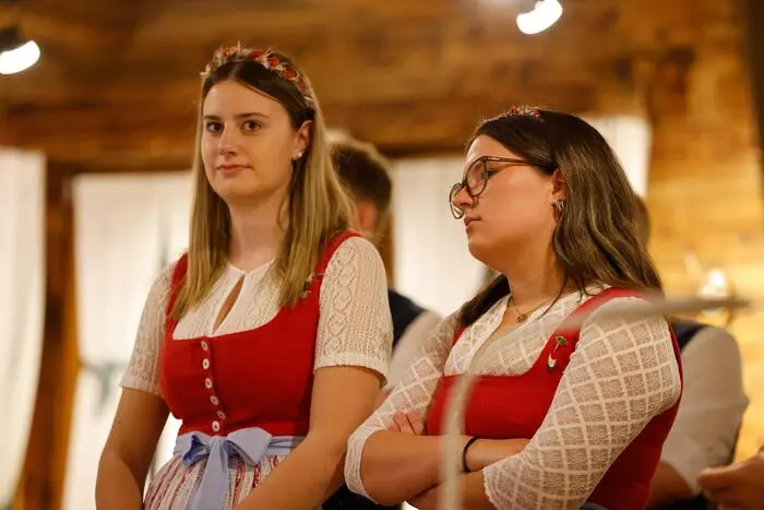 Die Nachfolge an der Spitze übernimmt Florian Hussauf. Gemeinsam mit Bezirksleiterin Johanna Hübler und dem neu aufgestellten Team möchte er die Arbeit der Landjugend Bezirk Knittelfeld weiterführen und neue Aktivitäten und Projekte gestalten.