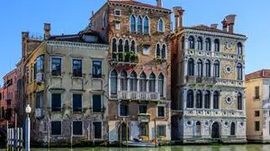 Der „verfluchte“ Palazzo Ca’ Dario direkt am Canal Grande steht zum Verkauf