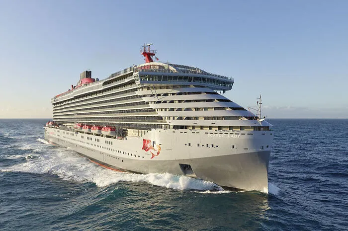 Die "Scarlet Lady" wurde 2020 übergeben