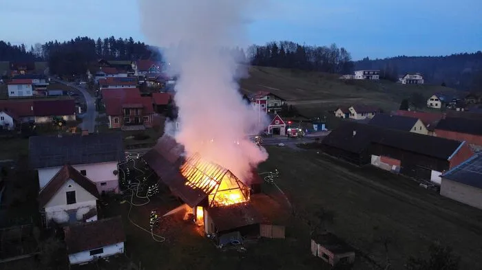 In Priebing in St. Veit/Vogau stand am 9. Jänner ein Wirtschaftsgebäude im Vollbrand.