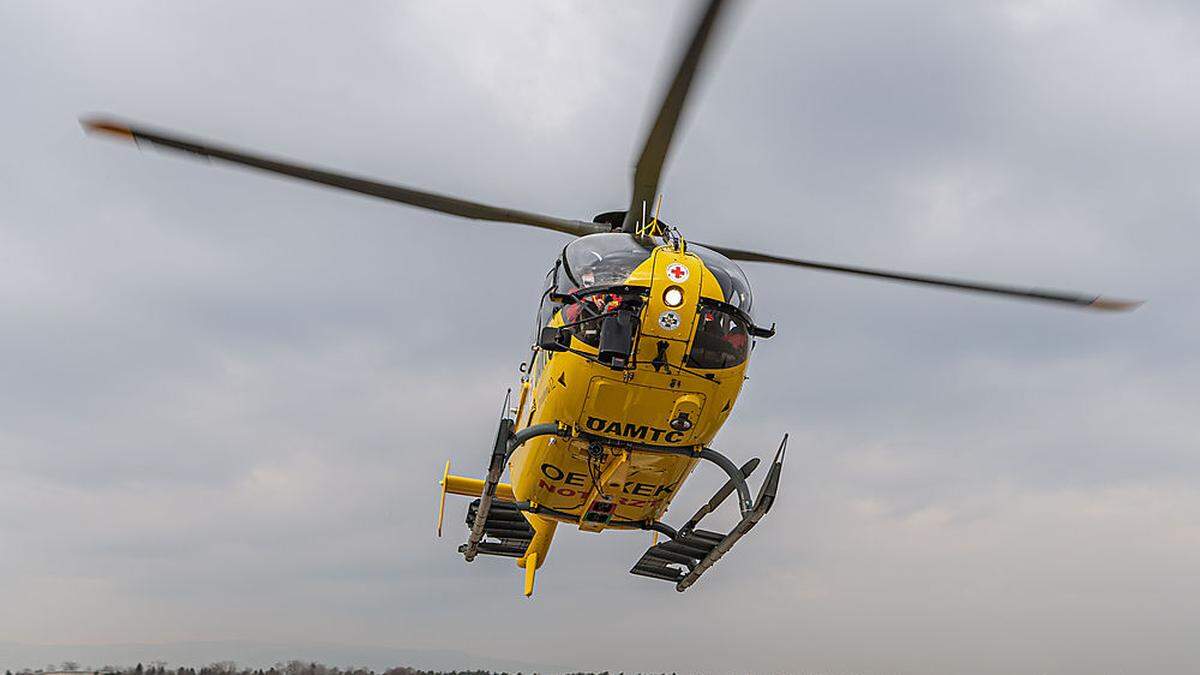 Der schwer verletzte 13-Jährige musste mit dem Rettungshubschrauber ins LKH Graz geflogen werden