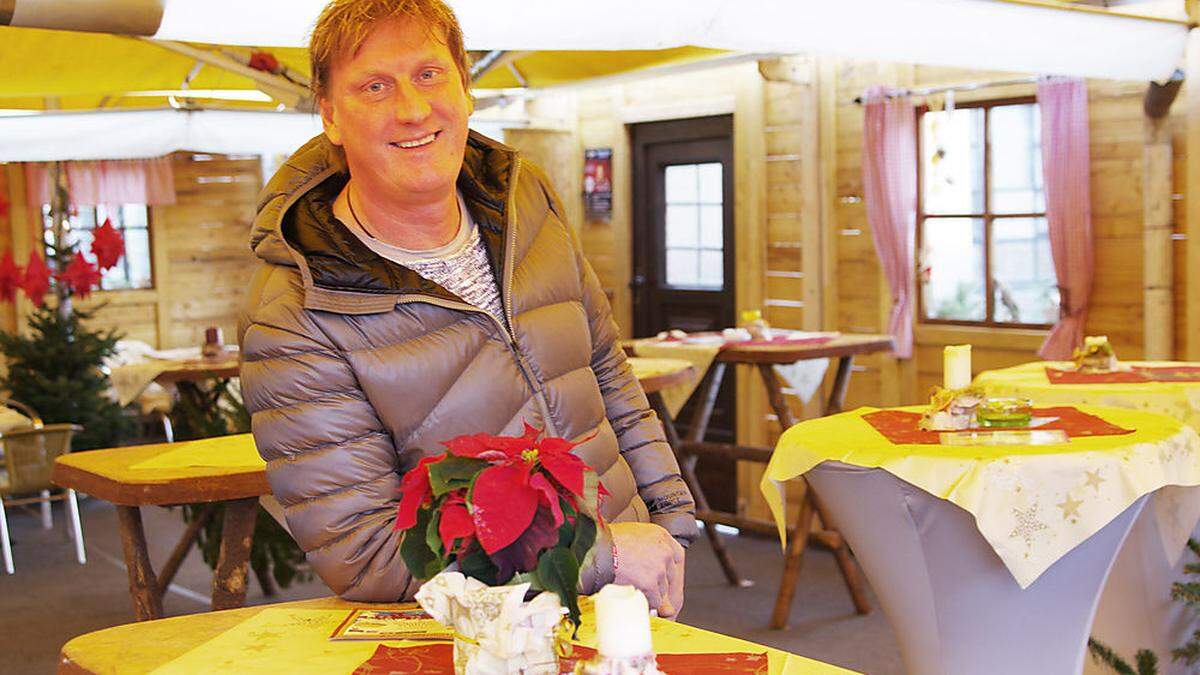 Gerhard Golenia in seinem Brucker Adventstadl.