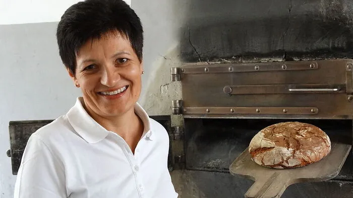 Brotbäckerin Maria Hofstätter aus Lichendorf (Gemeinde Murfeld) darf sich hochoffiziell Landessiegerin nennen. Sie gewann bei der Landesbrotprämierung 2016 die Kategorie „Holzofenbrot“.