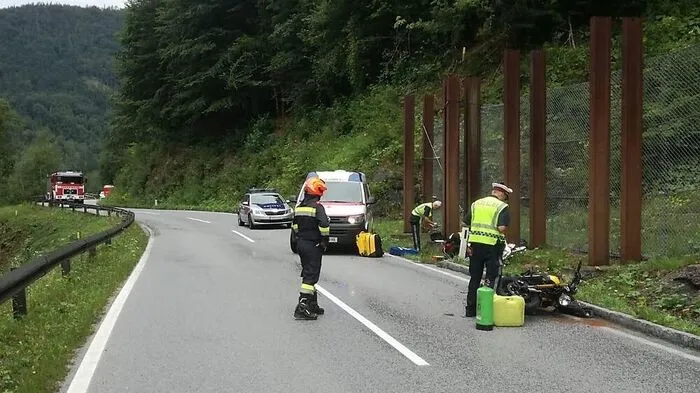 Schwerer Motorradunfall auf der L 714 bei Paldau