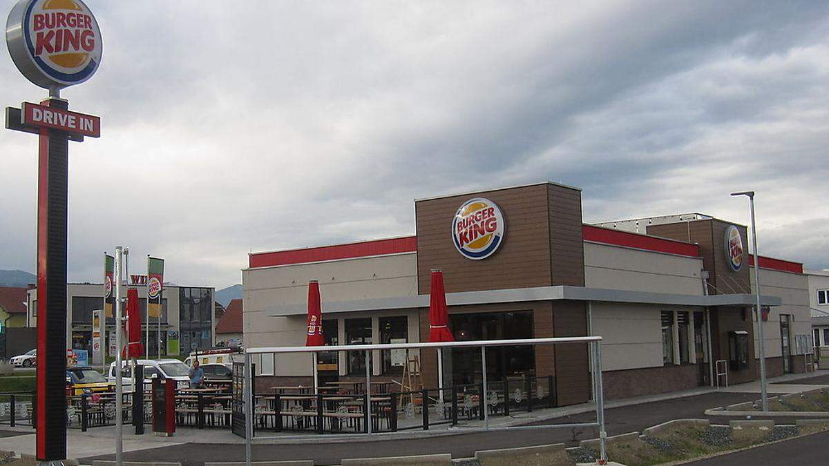 Die letzten Arbeiten für die Eröffnung der Burger King-Filiale am 12. September laufen 