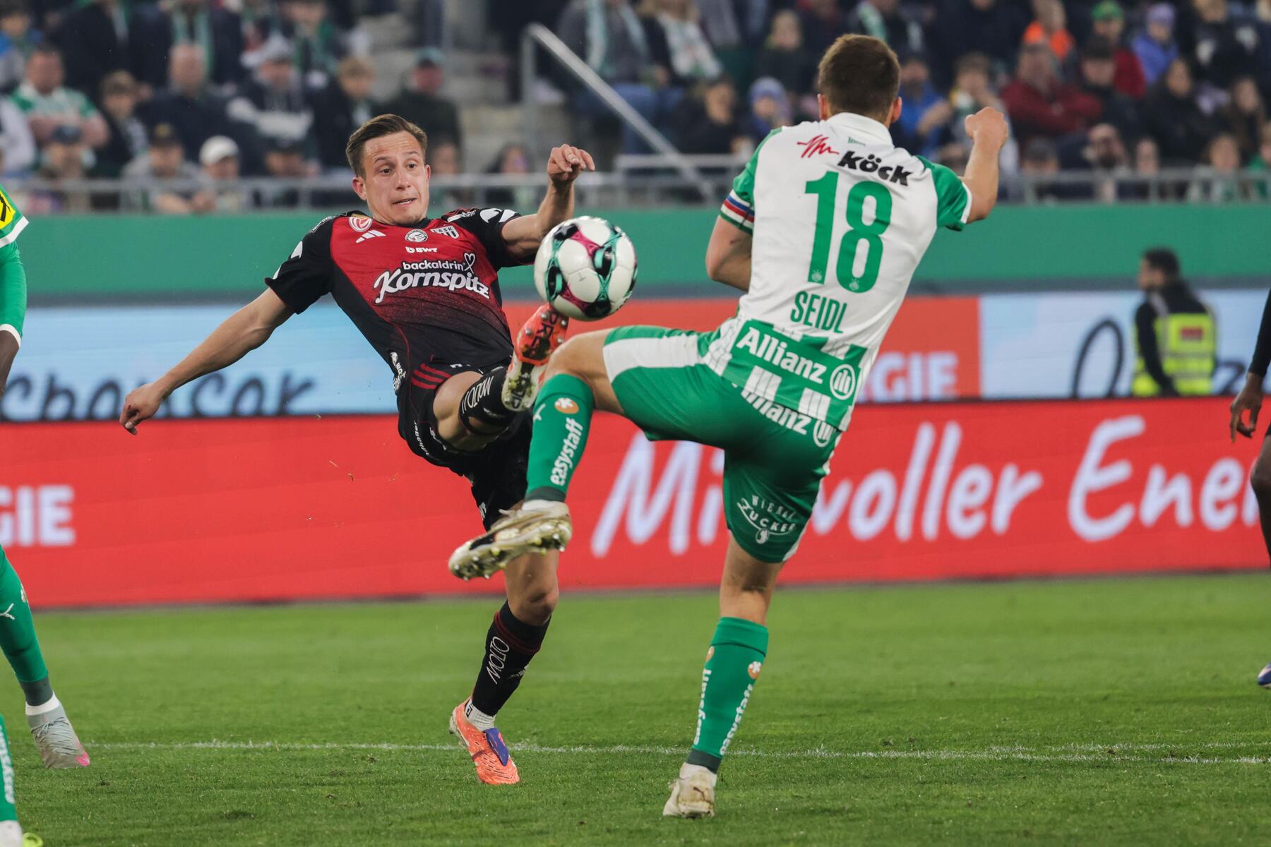 Fußball-Bundesliga ab 20.30 Uhr live: Der LASK gegen den SK Rapid