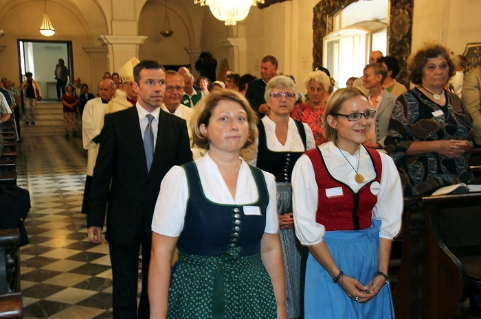 Klicken Sie sich durch die Bilder.
