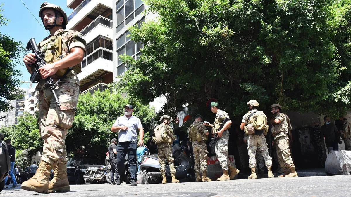 Nach rund acht Stunden gab der Geiselnehmer am frühen Donnerstagabend schließlich auf