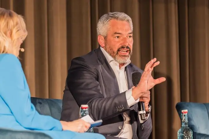 Ex-Bundeskanzler und EU-Investitionsbankvizechef Karl Nehammer