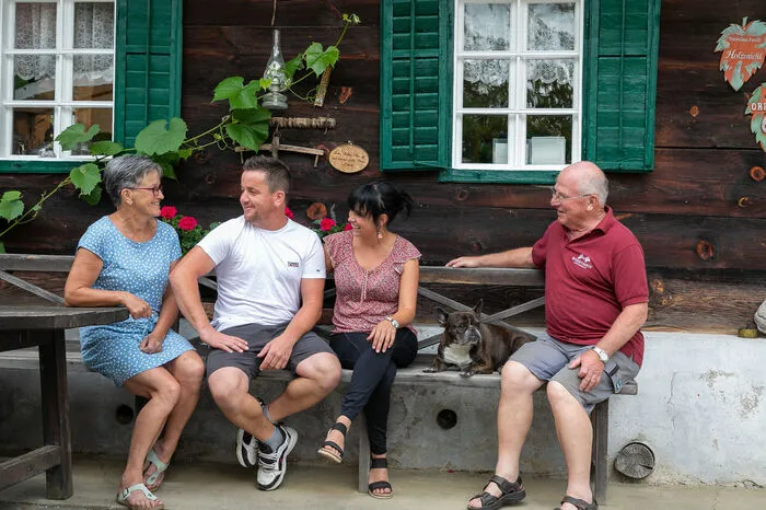 Leitsatz bei den zwei Malli-Generationen: „Wenn dieFamilie zusammenhält, lässt sich Großes verwirklichen.“