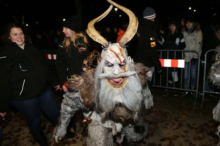 7. Krampusumzug beim Volkshaus Landskron