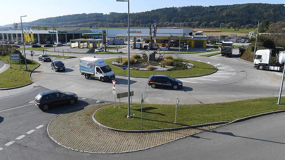 Bis der Kreiverkehr in Pirching und die Autobahnabfahrt Gleisdorf Süd umgebaut werden, wird es noch ein paar Wochen dauern