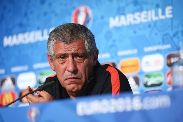 Portugals Coach Fernando Santos