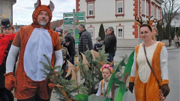 Jung und alt kam in St. Margarethen an der Raab zusammen, um gemeinsam den Kinderfaschingsumzug zu feiern.