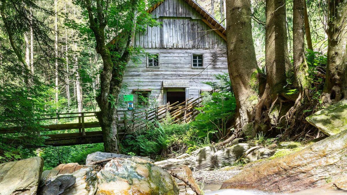 Der Mühlental-Rundweg in St. Kathrein am Offenegg wurde im Rahmen der ORF-TV-Show "9 Plätze – 9 Schätze" für den schönsten Platz Österreichs nominiert 