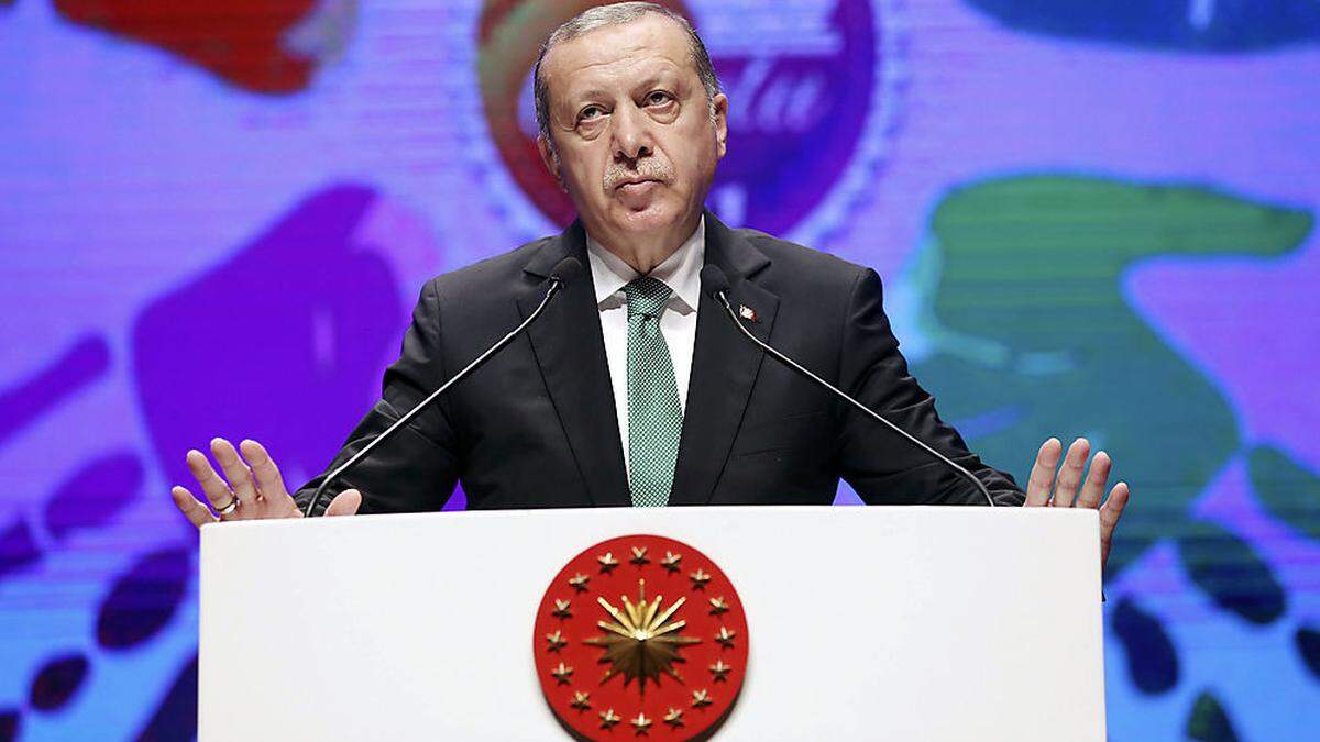 Präsident Erdogan hat wieder zugeschlagen 