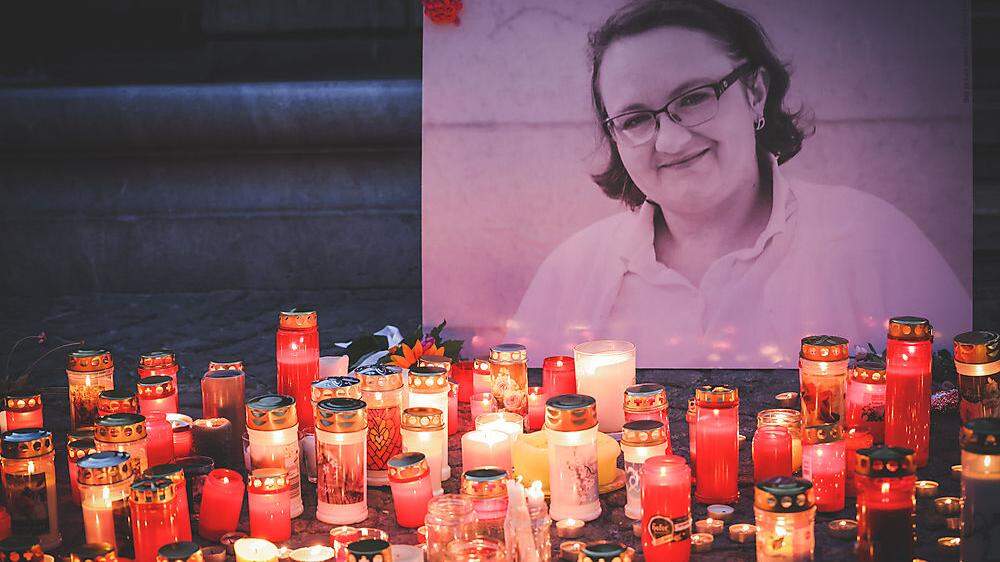 Auch in Graz haben sich Menschen in Gedenken an Lisa-Maria Kellermayr versammelt