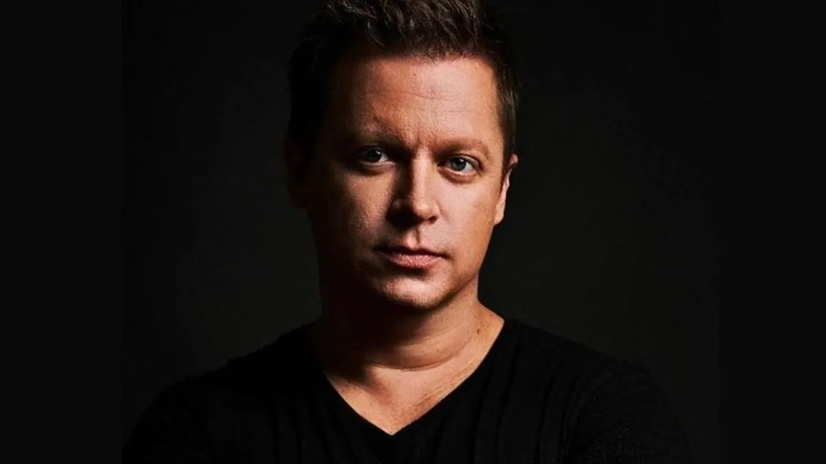 Adam Sky 