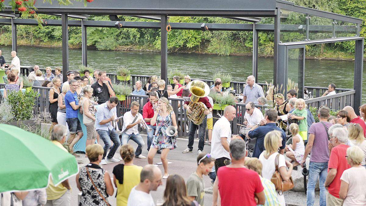 Die Stimmung beim Riverside war ausgelassen