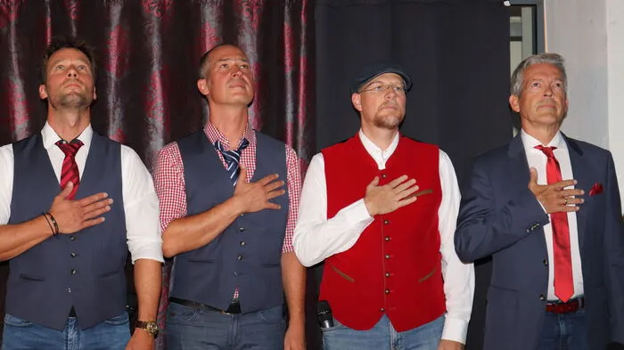 Mit ihren unverwechselbaren Stimmen bewiesen die Sänger der A-capella-Formation "Safer Six", dass sie nicht umsonst zu den Besten ihres Faches gehören.