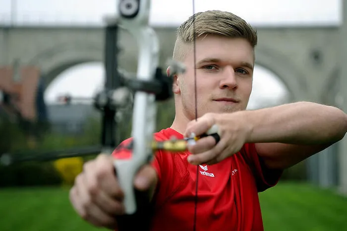 Österreichs Kandidaten auf einen Quotenplatz sind Andreas Gstöttner und Elisabeth Straka. Nachdem es im Juni bei den Weltmeisterschaften in Hertogenbosch und den European Games nicht geklappt hatte, bleiben noch bei den Europameisterschaften im Mai 2020 in Antalya und eine Weltqualifikation im Juni in Berlin als letzte Möglichkeiten. Am ehesten scheint für Gstöttner/Straka eine Qualifikation im neuen olympischen Mixed möglich.