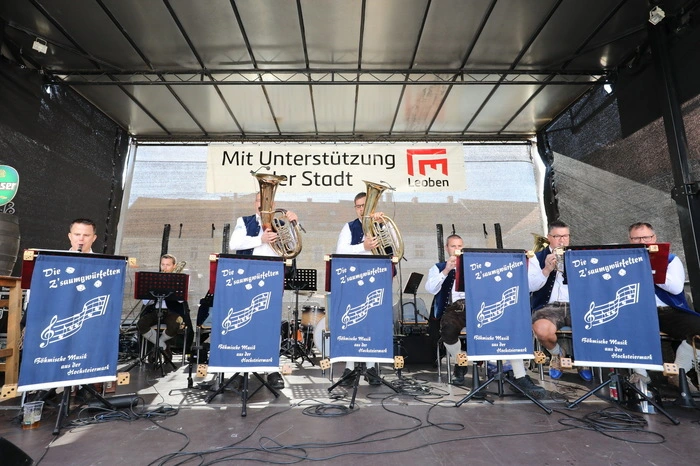 Klicken Sie sich durch weitere Bilder!