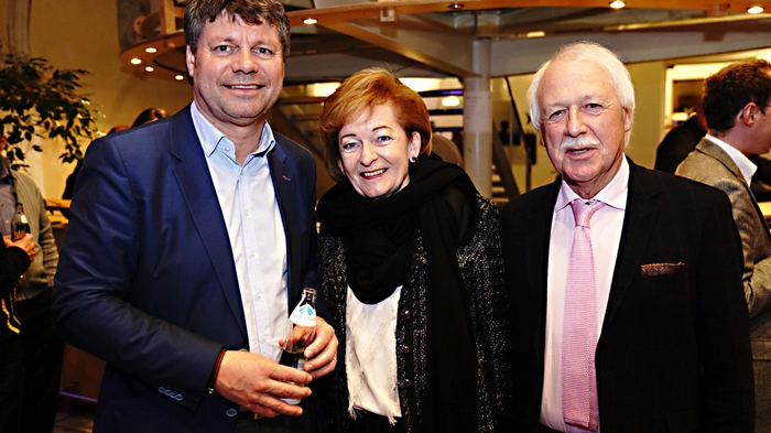Bürgermeister Gerhard Pirih mit Brigitta und Hans Sommeregger