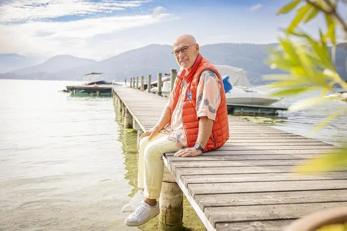 Die Ankündigung habe in seinem Bekanntenkreis für Aufregung gesorgt. „Ich kann alle beruhigen: Ich bin nicht pleite“, sagt Retzer.